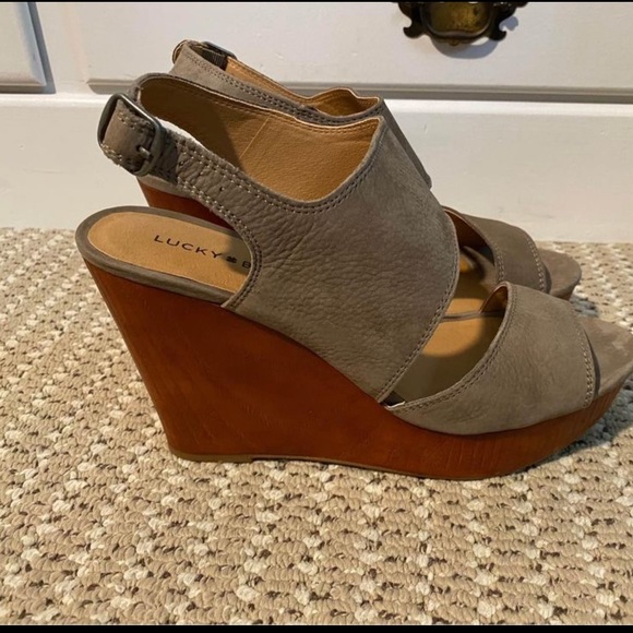Women’s Lucky Brand Wedges - Picture 2 of 7